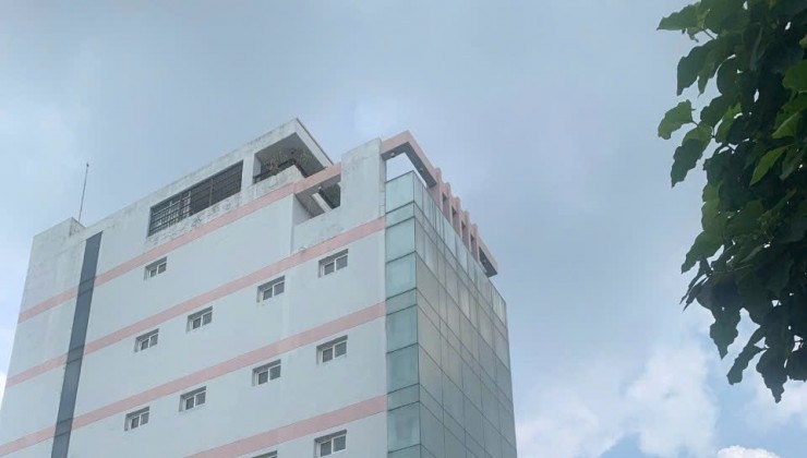 Đầu tư sinh lời – Bán tòa nhà 8 tầng Quận 5, giá chốt 75 tỷ